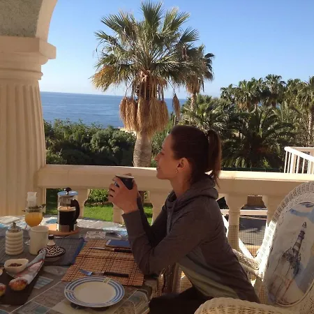 Alojamento de Acomodação e Pequeno-almoço Montemar