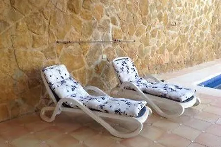 Alojamento de Acomodação e Pequeno-almoço Montemar *